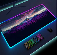 Load image into Gallery viewer, Luminous LED Lighting Mouse Pad
